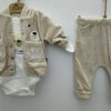 Costumas Mini Pakel Culoare Crem cu Model Ursulet 3-6 luni